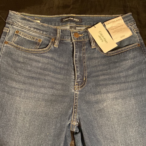 Jeans - Picture 3 of 11
